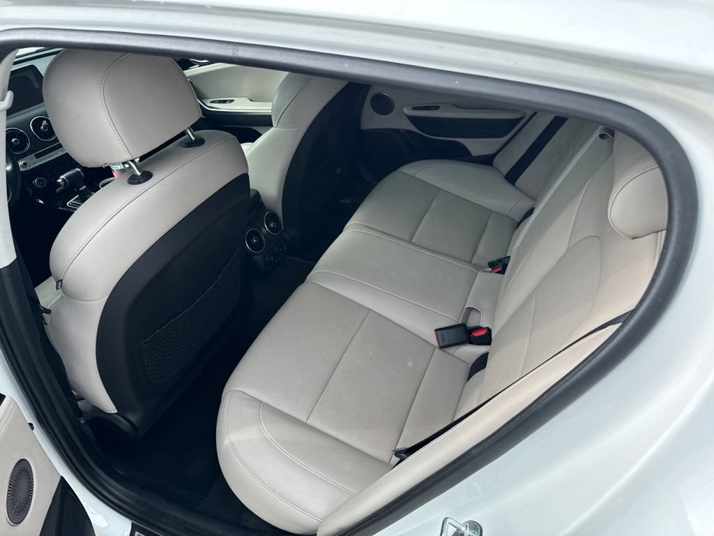 Used 2019 Kia Stinger Premium AWD/4WD image 5