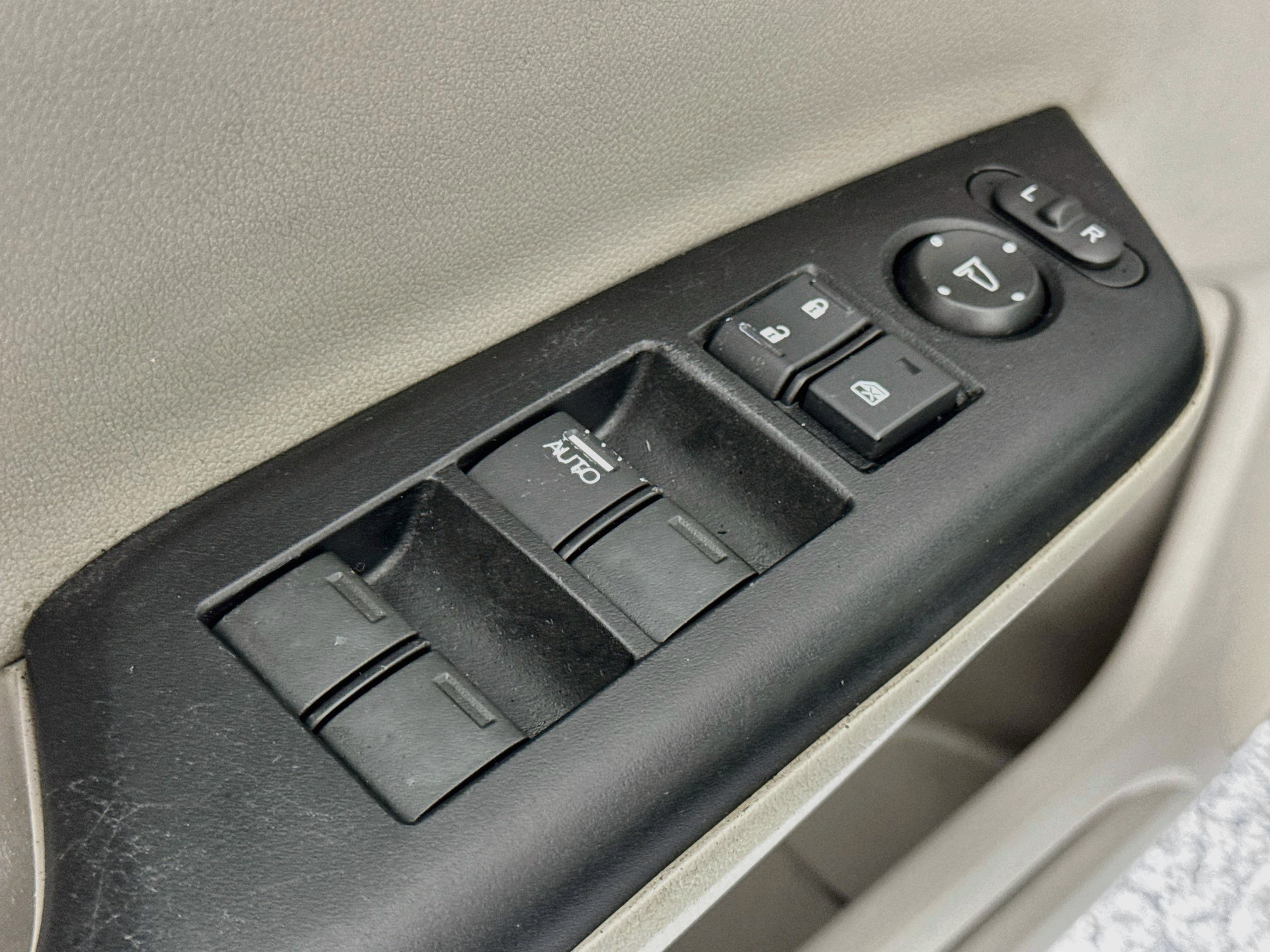 Used 2013 Honda Civic LX image 17