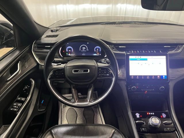 Used 2022 Jeep Grand Cherokee Overland image 19