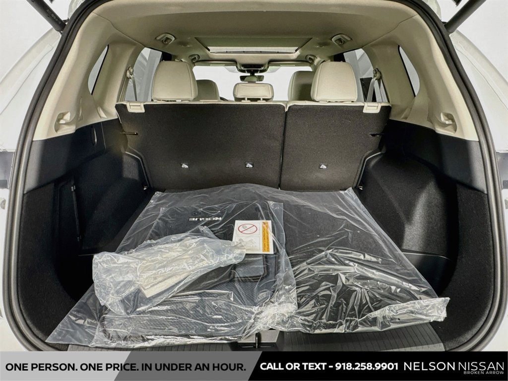 New 2026 Nissan Rogue Dark Armor FWD image 26