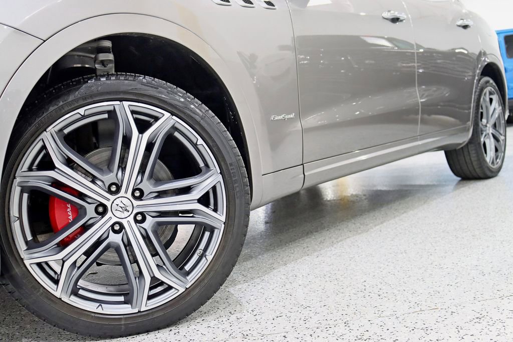 Used 2020 Maserati Levante GranSport image 4