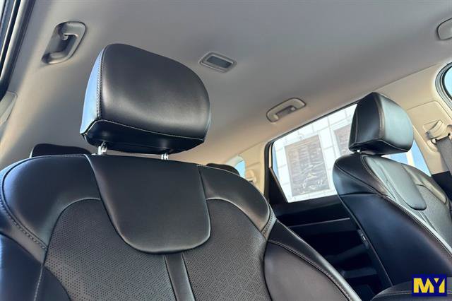 Used 2023 Kia Sorento EX AWD/4WD image 22