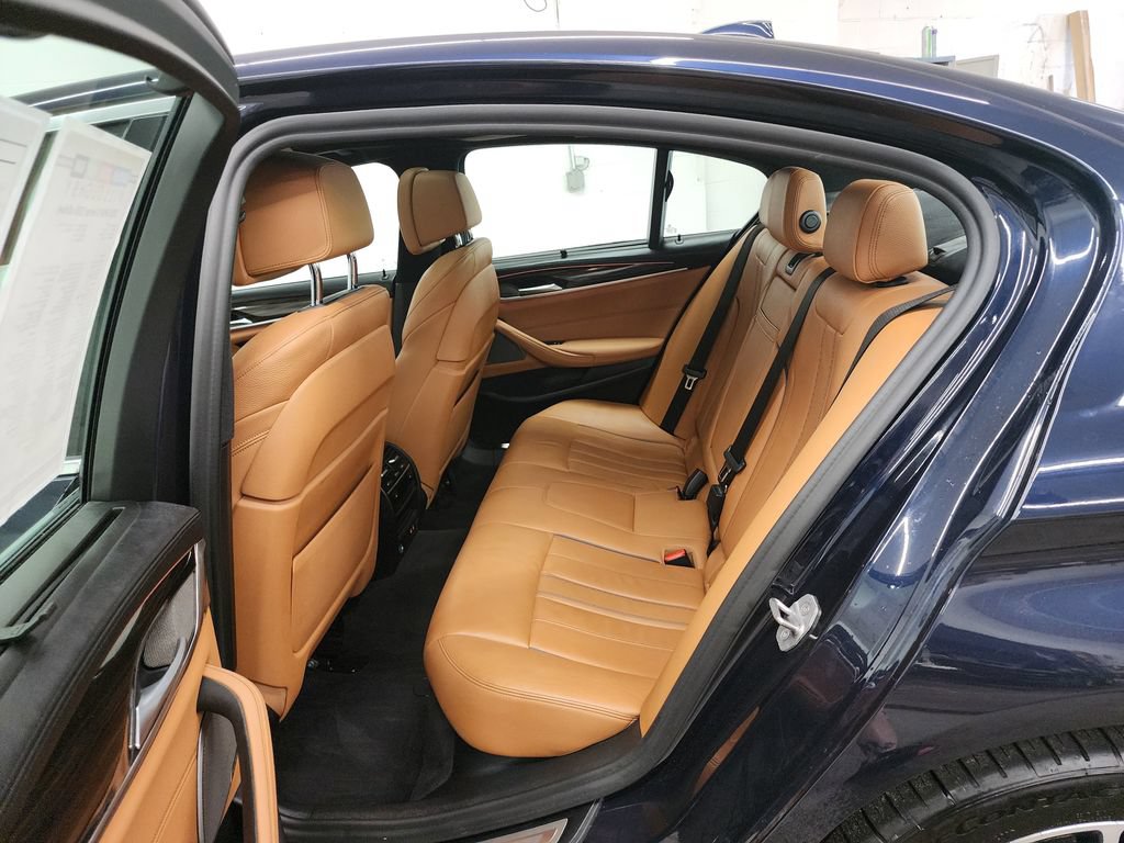 Used 2020 BMW 530i xDrive w/ Executive Package AWD/4WD image 27
