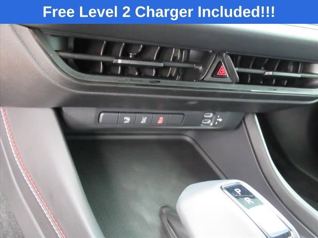 Used 2025 Dodge Charger R/T w/ Quick Order Package 25M R/T image 25