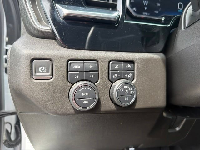 Used 2024 Chevrolet Silverado 2500 LTZ w/ LTZ Convenience Package AWD/4WD image 27