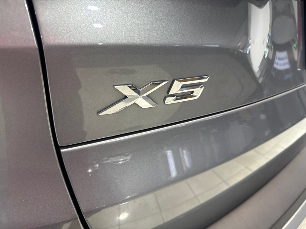 Used 2024 BMW X5 sDrive40i w/ Premium Package RWD image 23
