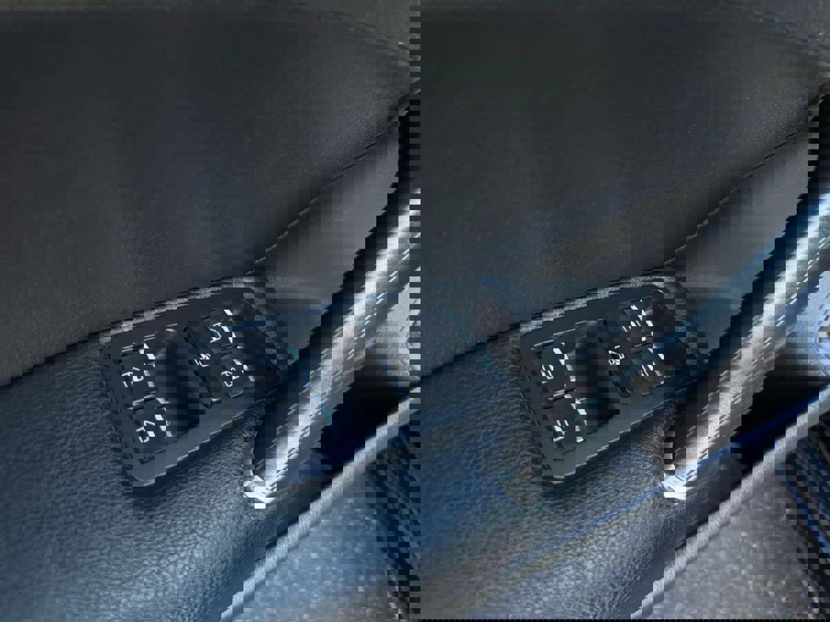 Used 2017 Volkswagen Passat 1.8T R-Line image 36