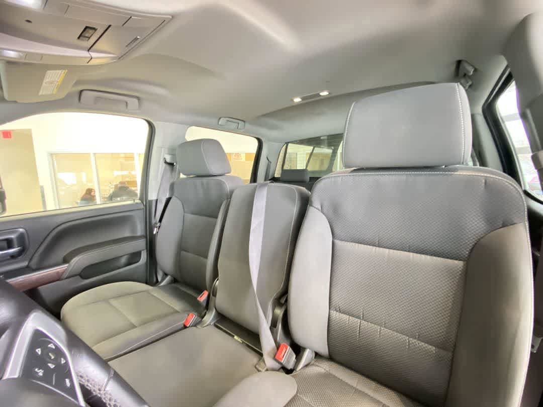 Used 2017 GMC Sierra 3500 SLE w/ SLE Fleet Preferred Package image 14