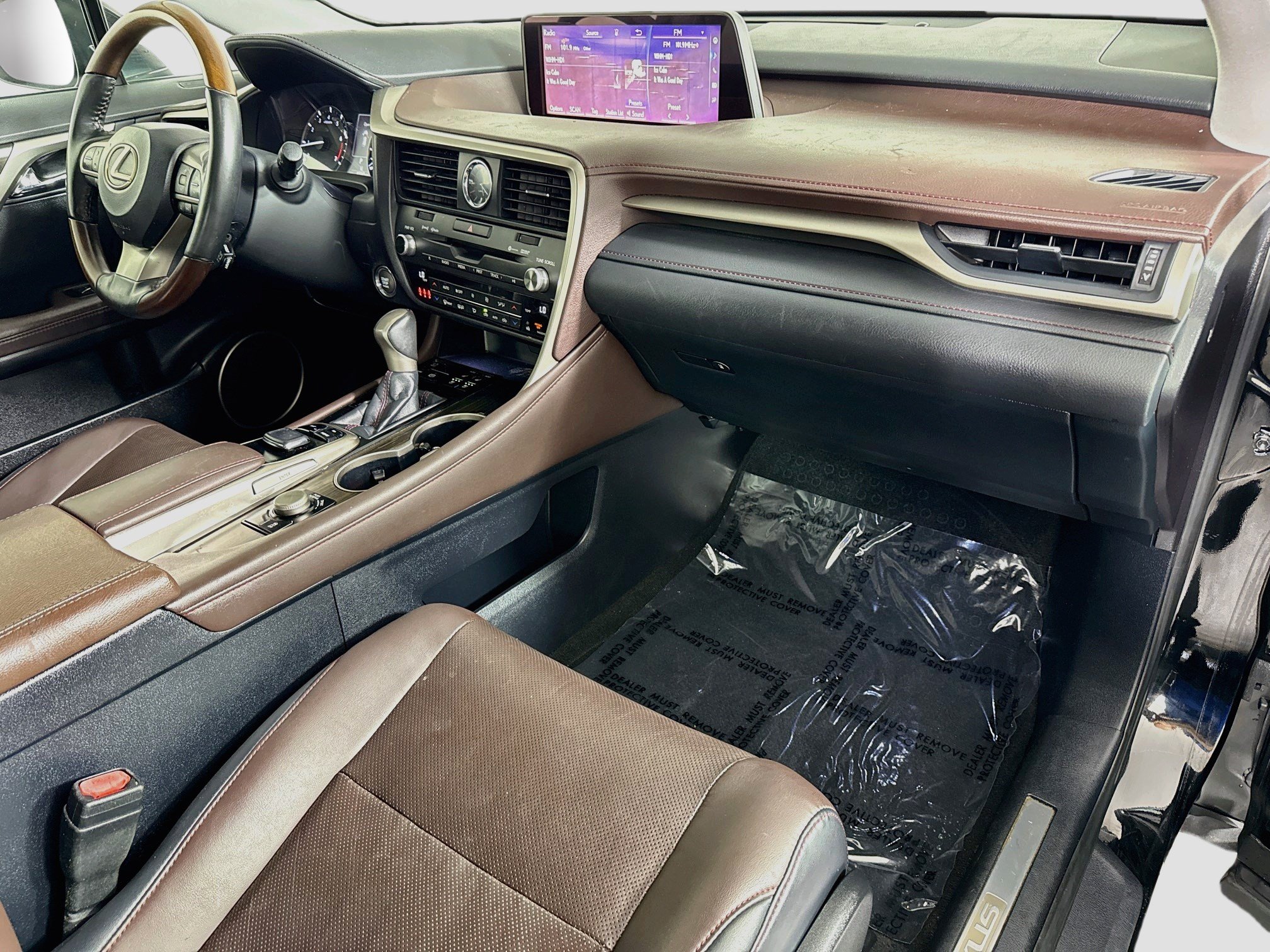Used 2017 Lexus RX 350 FWD w/ Premium Package image 30