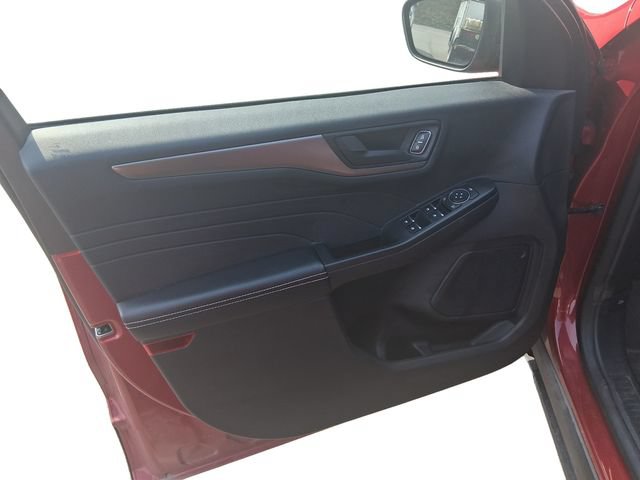 Used 2023 Ford Escape Active AWD/4WD image 11