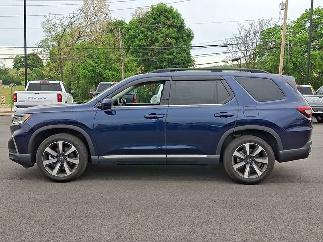 Used 2025 Honda Pilot Touring image 4