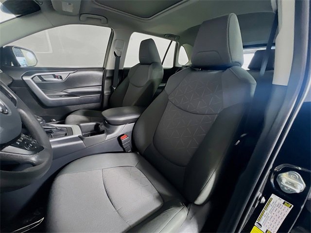 Used 2024 Toyota RAV4 XLE image 9
