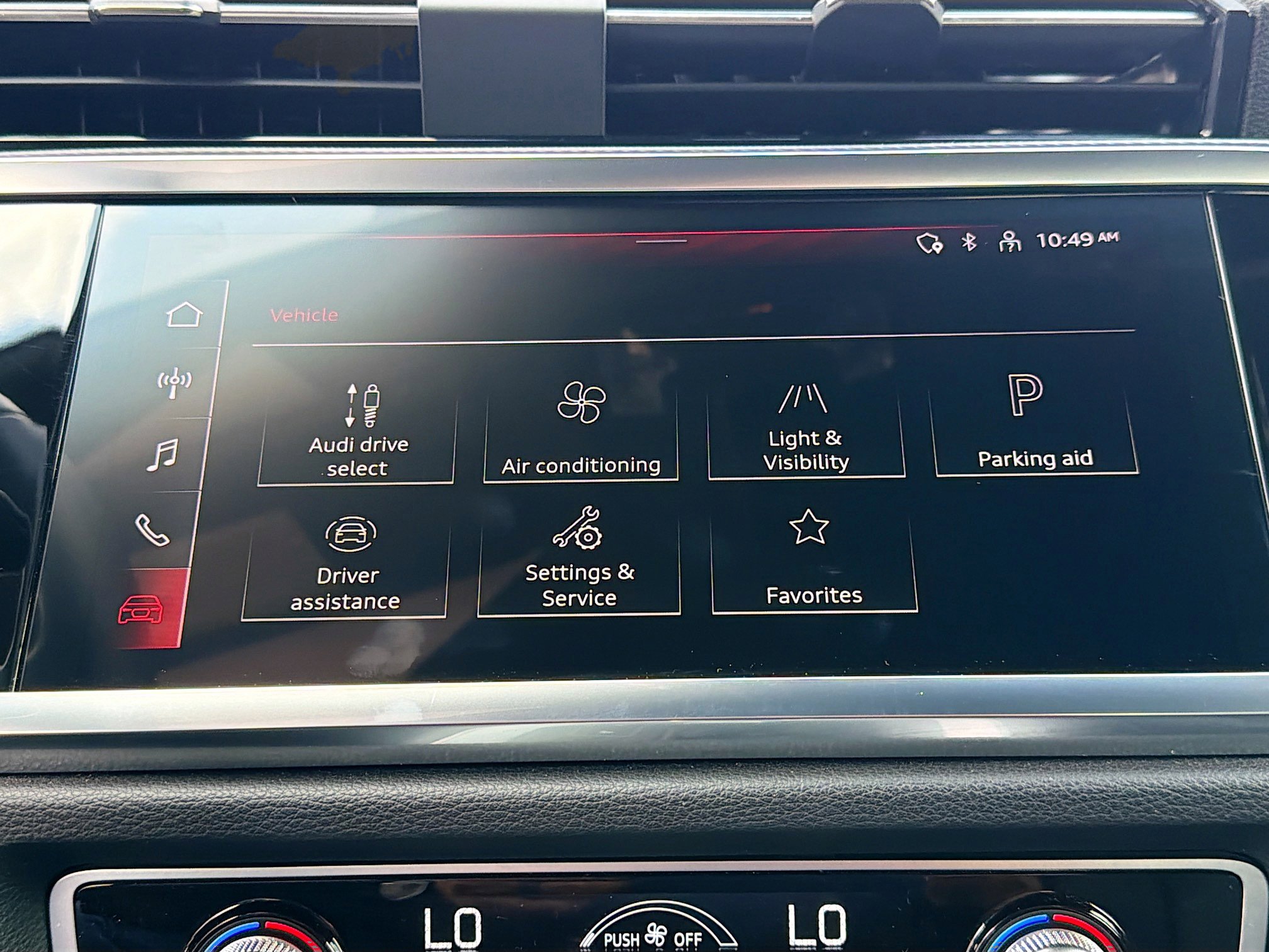 Used 2025 Audi Q3 2.0T Premium image 32