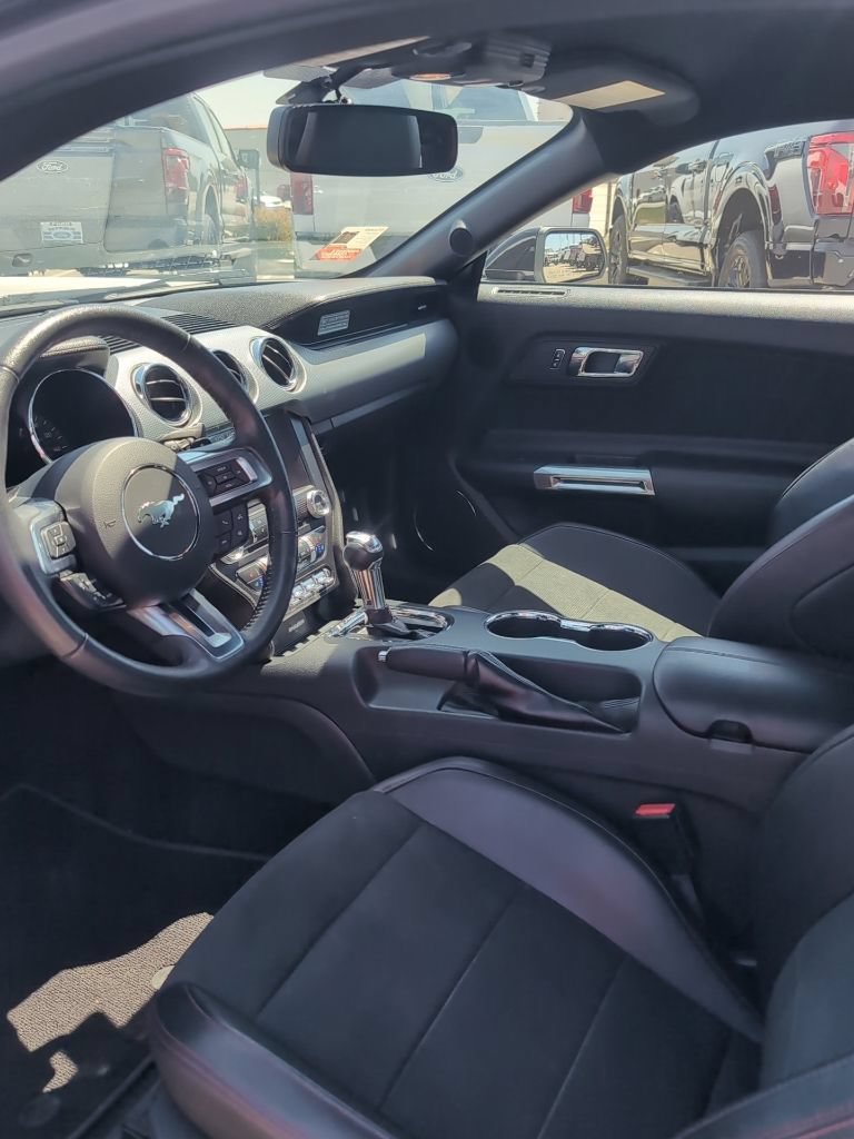 Used 2016 Ford Mustang GT Premium RWD image 11