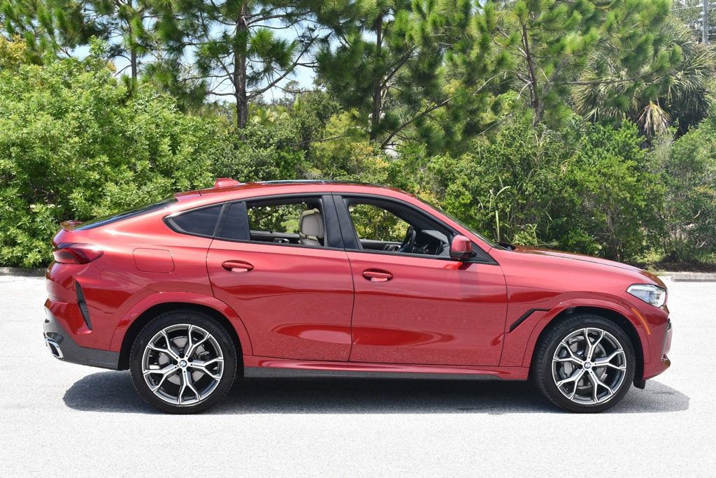 Used 2022 BMW X6 xDrive40i w/ Executive Package AWD/4WD image 7
