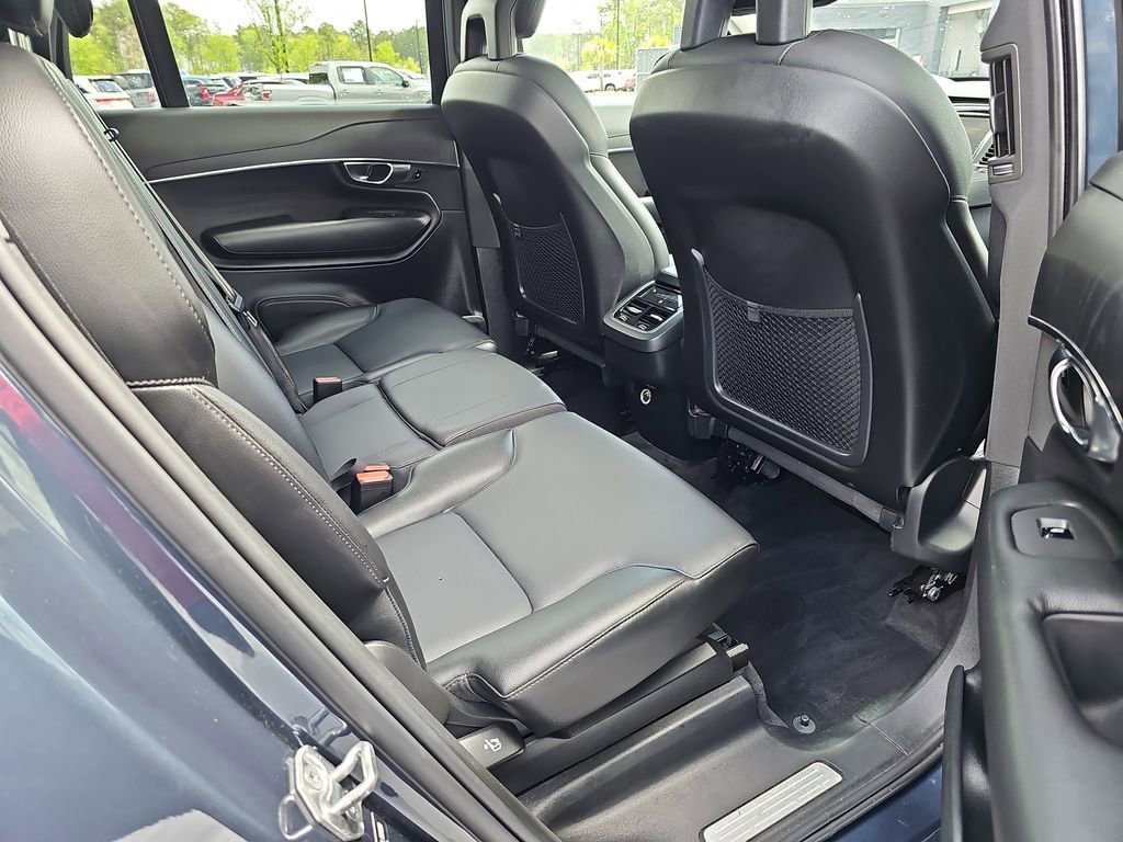 Used 2020 Volvo XC90 T5 Momentum w/ Protection Package image 14