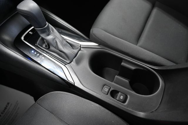 Used 2023 Toyota Corolla LE image 18