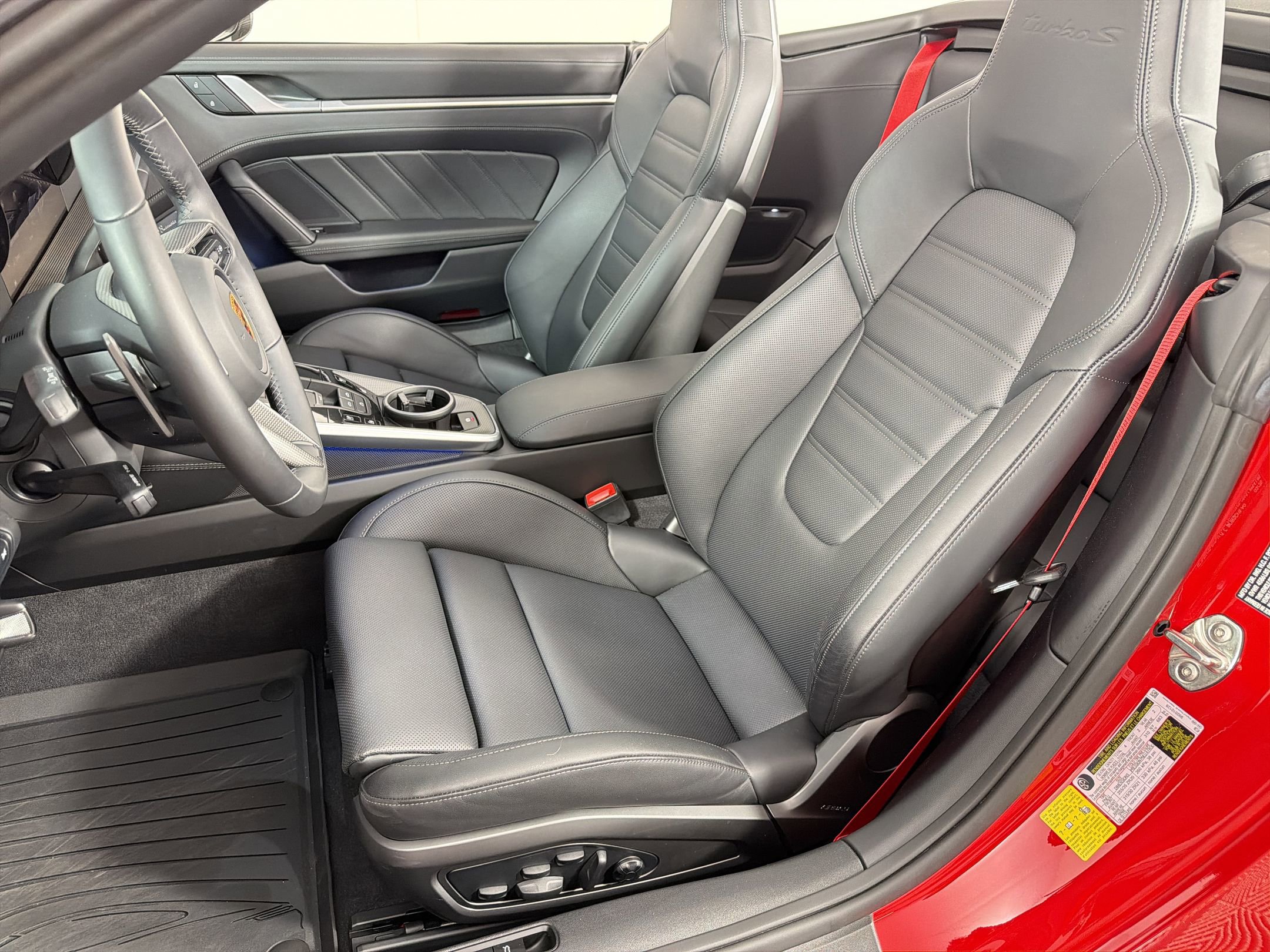 Certified 2025 Porsche 911 Turbo S image 5