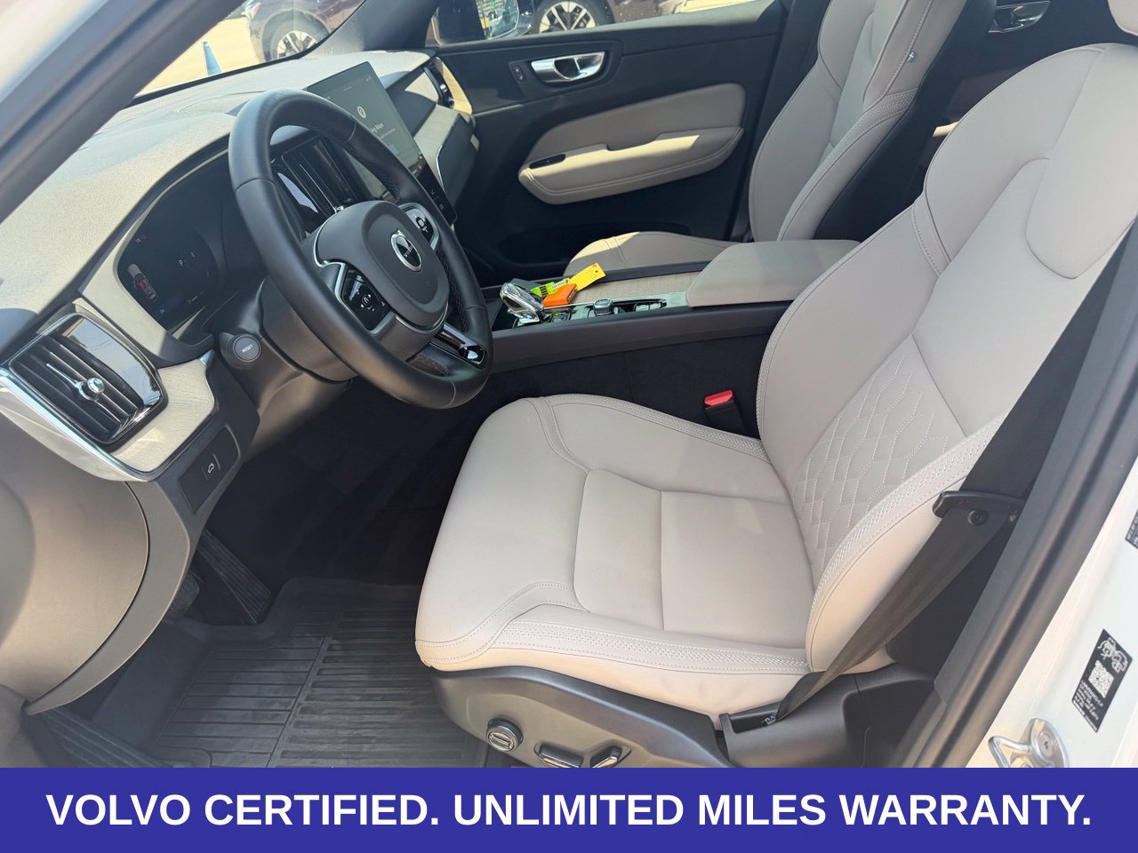 Certified 2026 Volvo XC60 B5 Plus AWD/4WD image 27