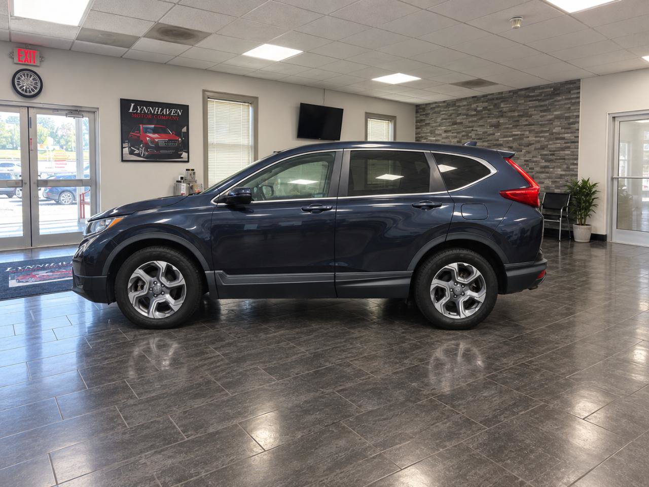 Used 2019 Honda CR-V EX image 7