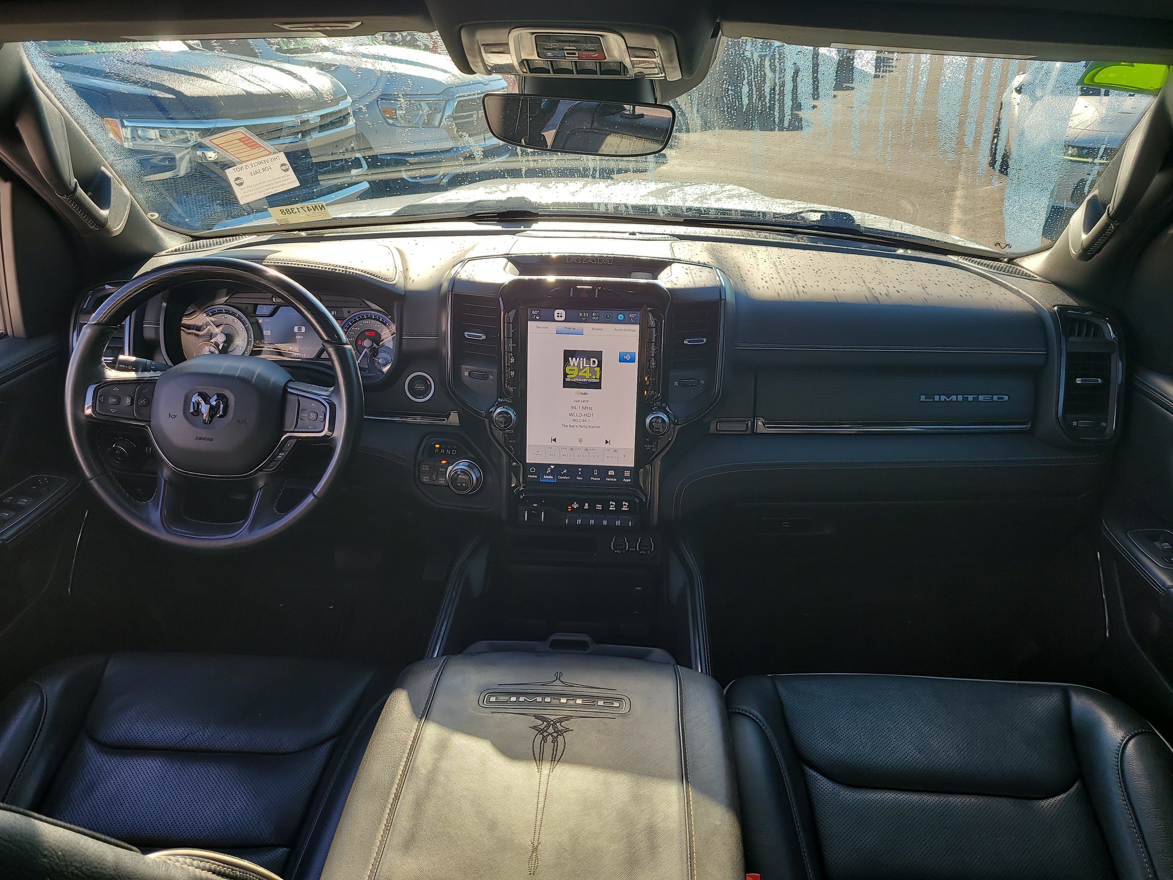 Used 2022 RAM 1500 Limited w/ Body Color Bumper Group AWD/4WD image 15