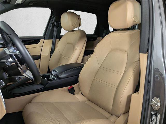 Used 2019 Porsche Cayenne S AWD/4WD image 5