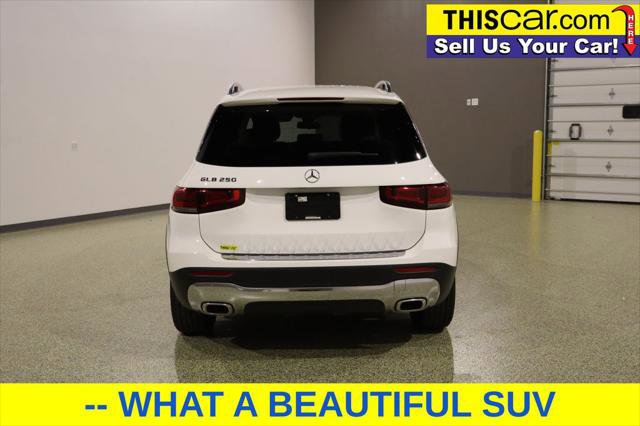 Used 2022 Mercedes-Benz GLB 250 image 6