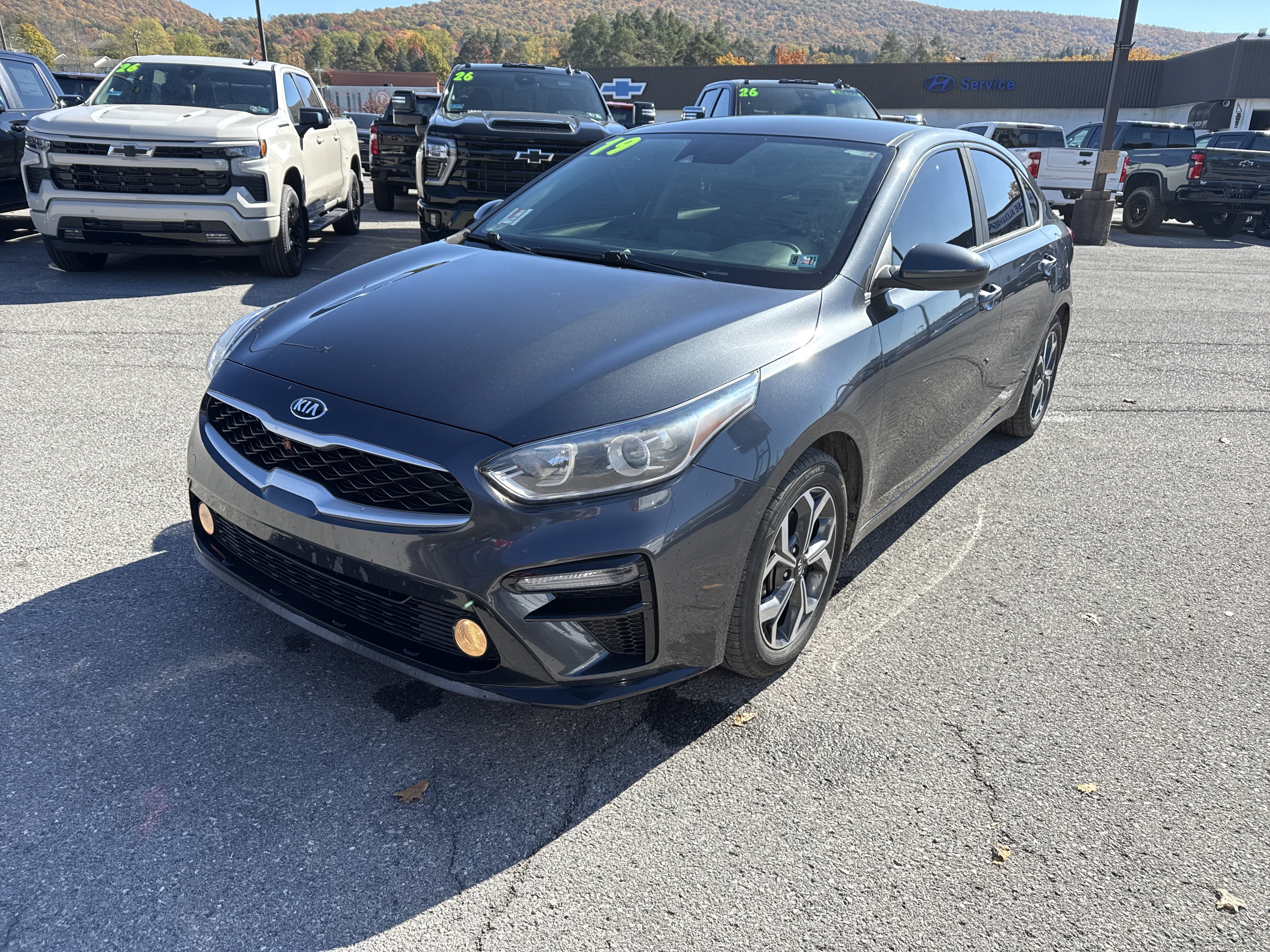 Used 2019 Kia Forte LXS FWD image 7