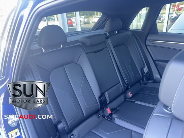 New 2025 Audi Q3 2.0T Premium image 10