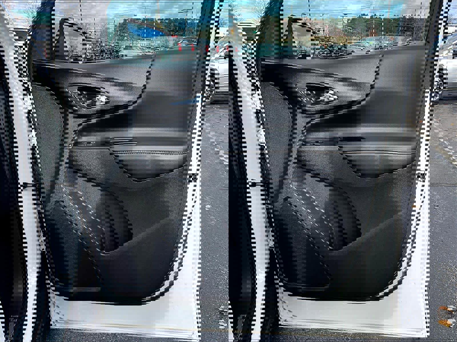 Used 2022 Chevrolet Equinox Premier image 12