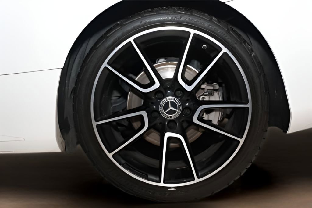 Used 2021 Mercedes-Benz C 300 C 300 image 31