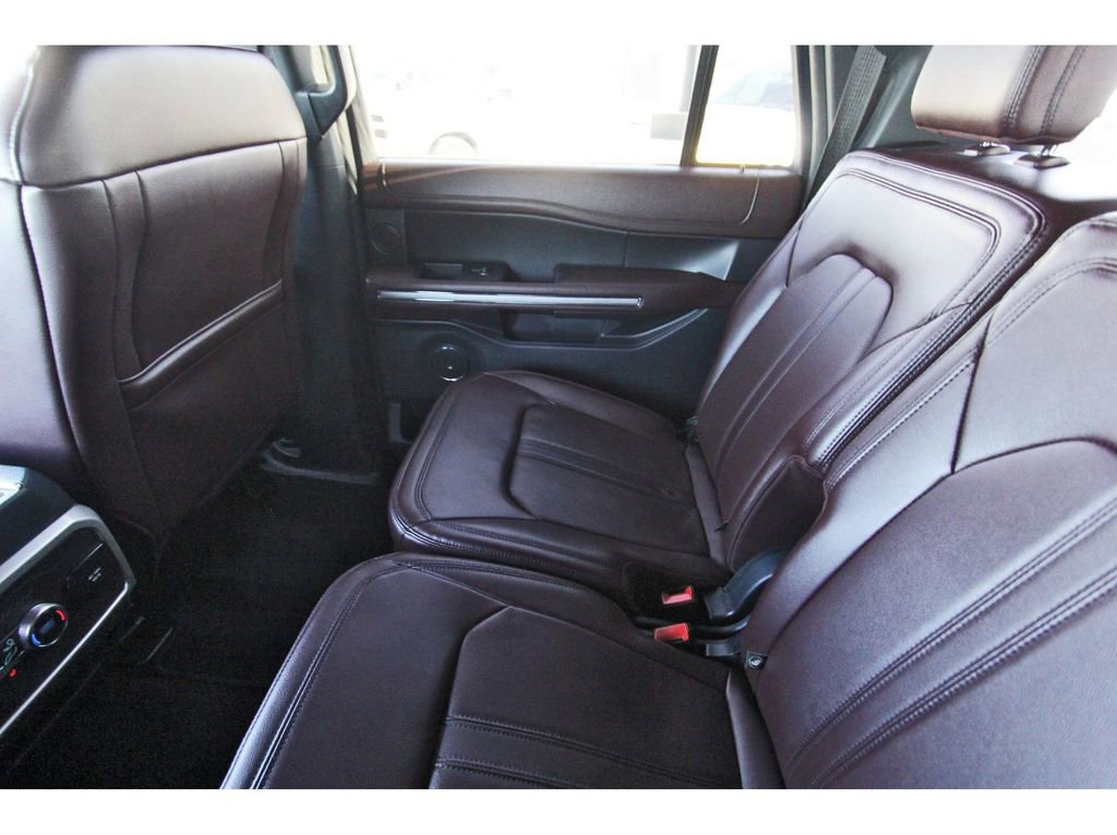 Used 2023 Ford Expedition Max Limited image 12