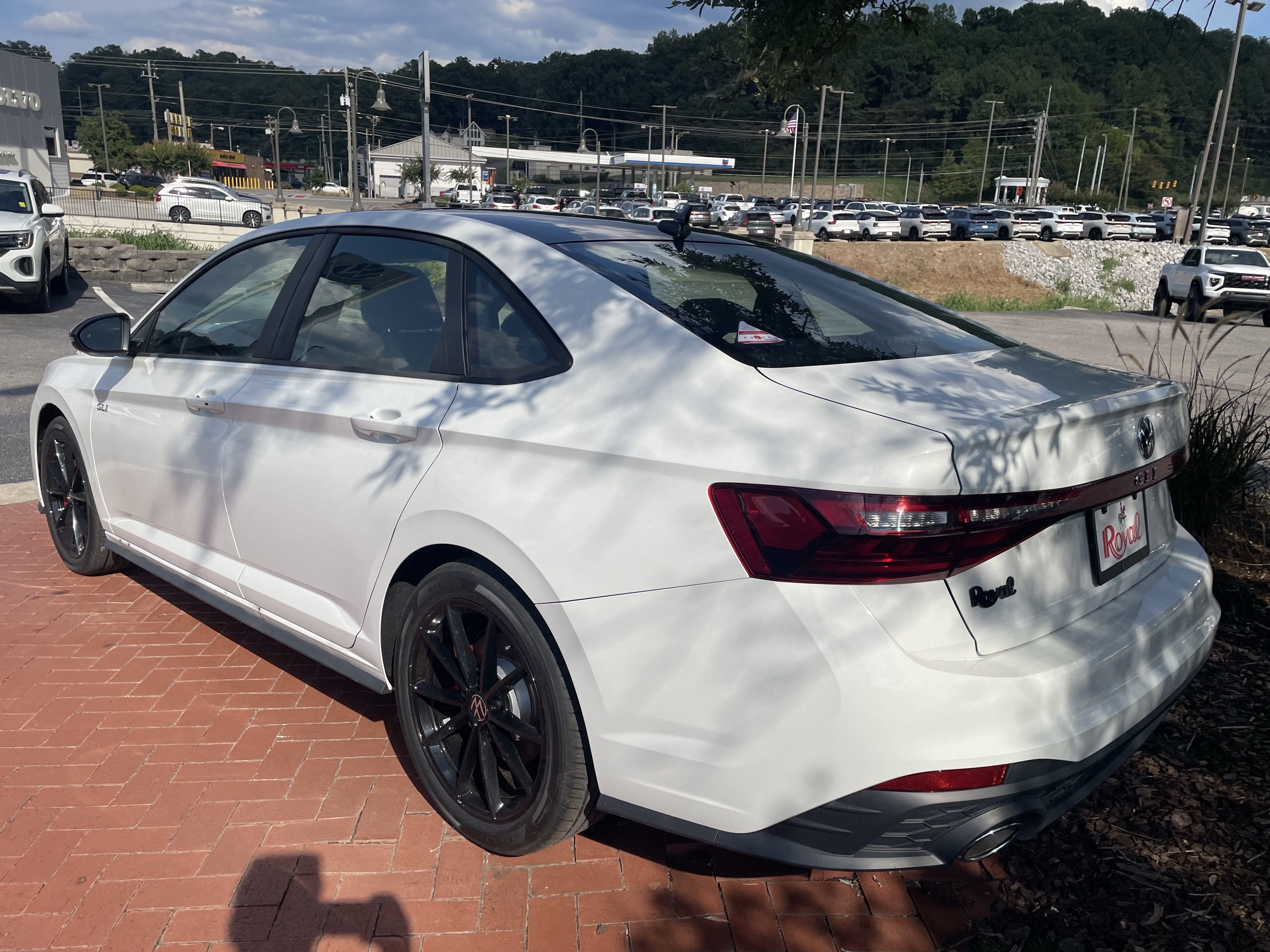 New 2026 Volkswagen Jetta GLI Autobahn FWD image 6
