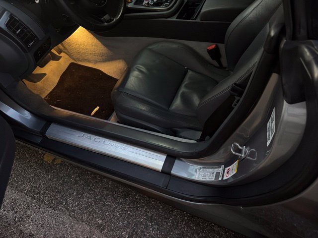 Used 2015 Jaguar F-TYPE S RWD image 12