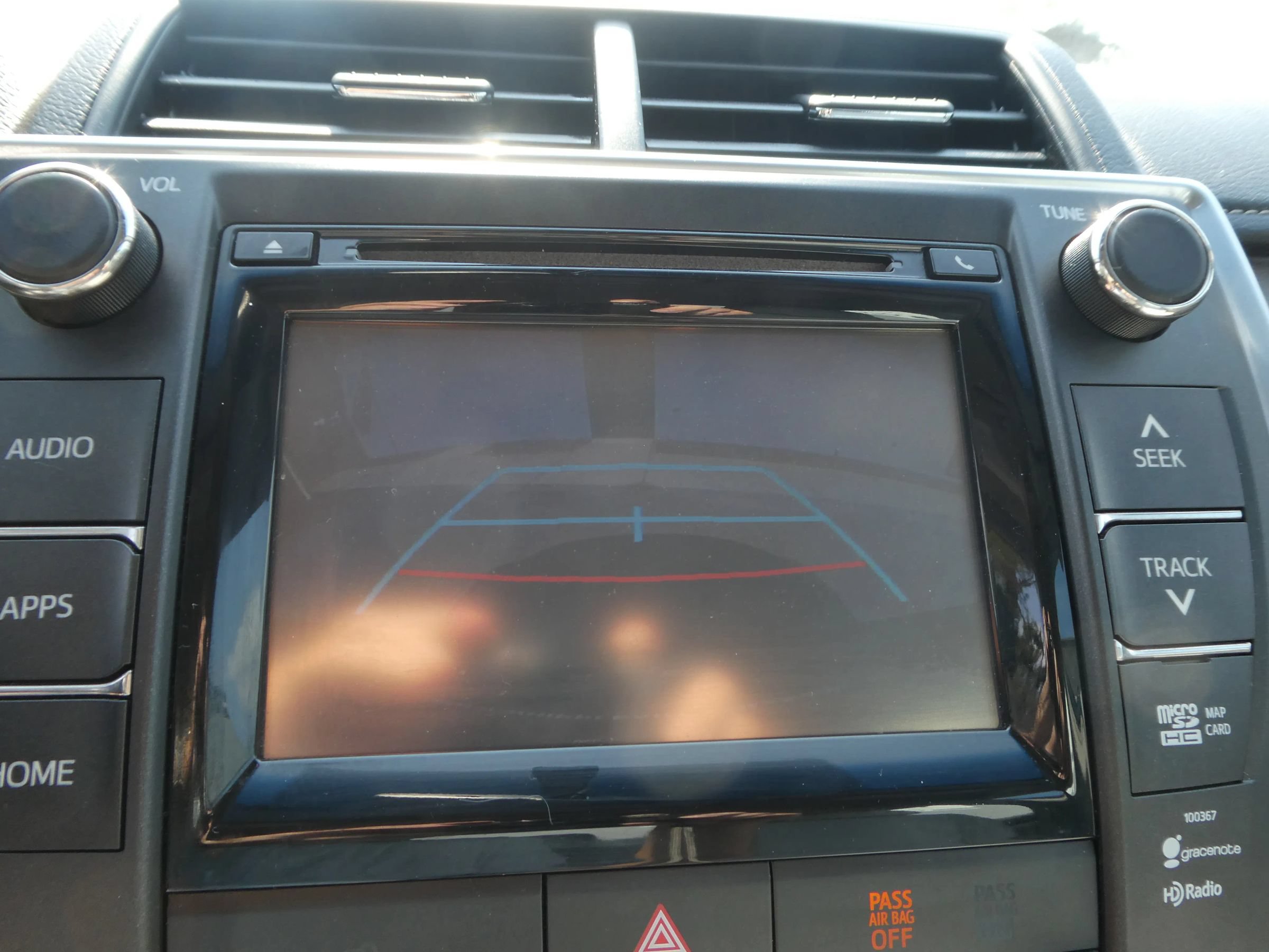 Used 2015 Toyota Camry XLE FWD image 23