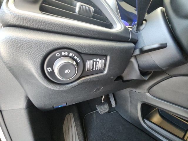 New 2025 Chrysler Pacifica Limited image 29