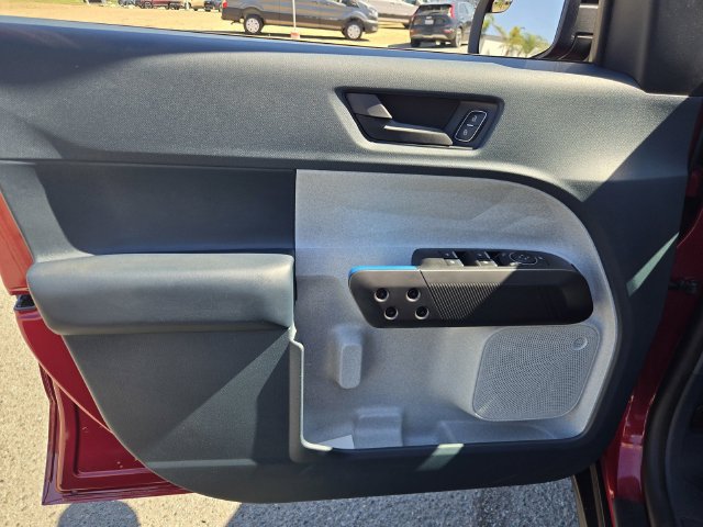 Used 2025 Ford Maverick XLT w/ XLT Luxury Package FWD image 16