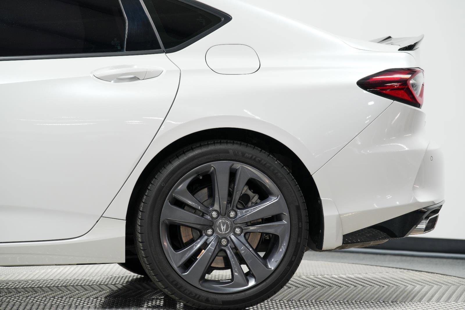 Used 2023 Acura TLX SH-AWD w/ A-SPEC Pkg image 10