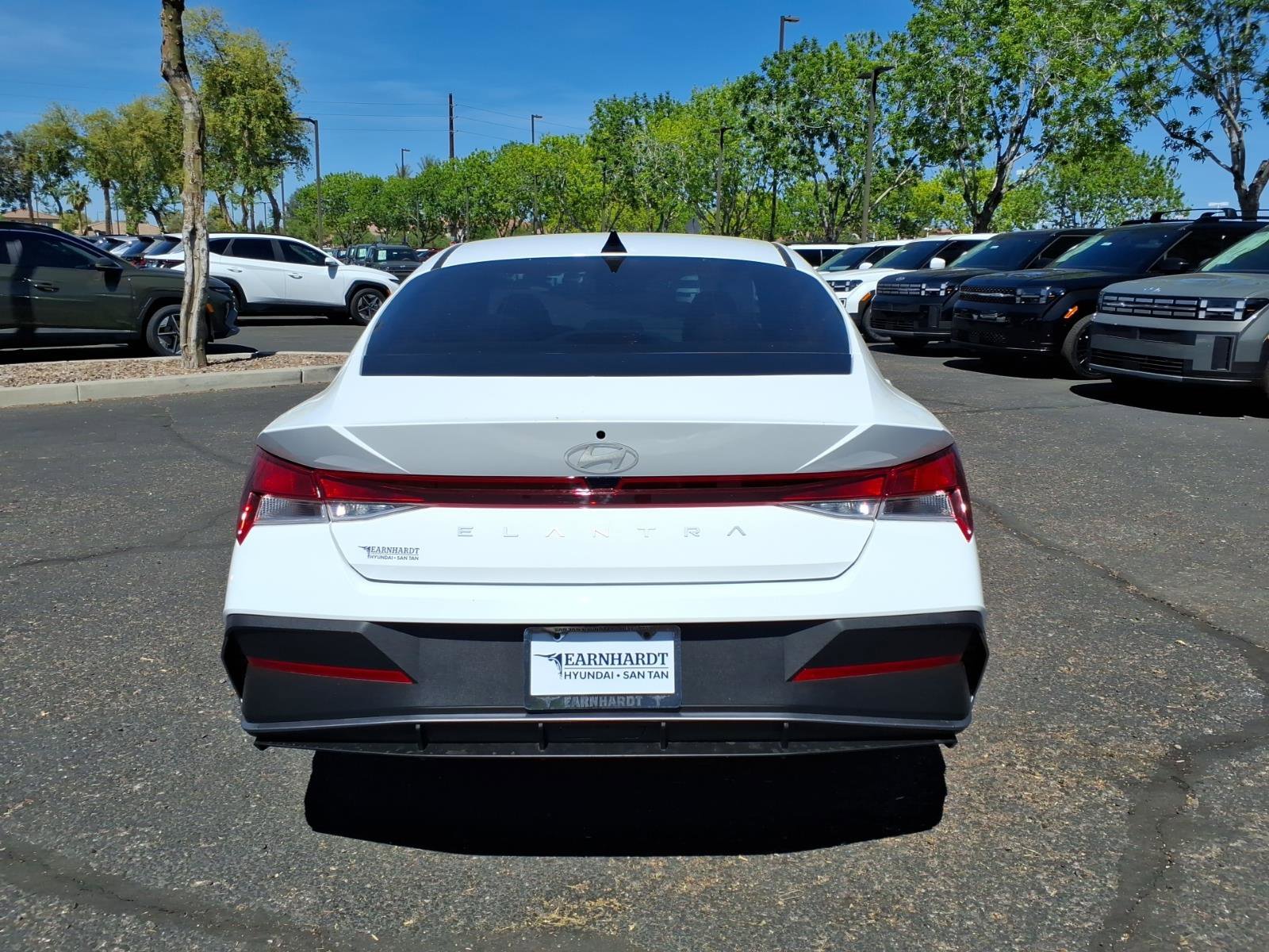 New 2026 Hyundai Elantra SE image 5