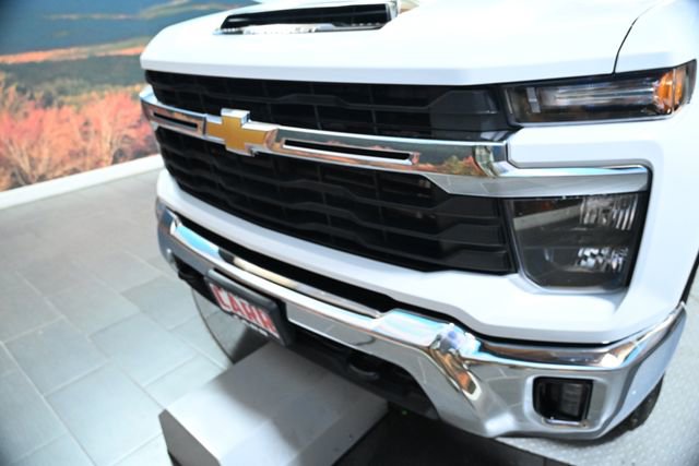 Used 2025 Chevrolet Silverado 2500 LT w/ Convenience Package image 25