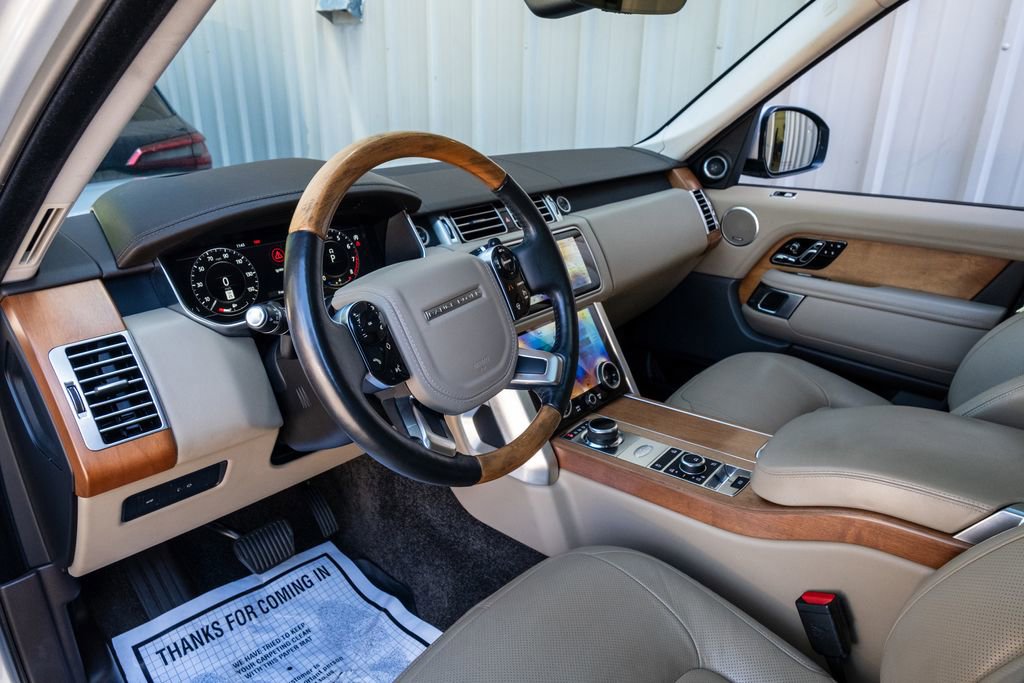 Used 2019 Land Rover Range Rover HSE image 14