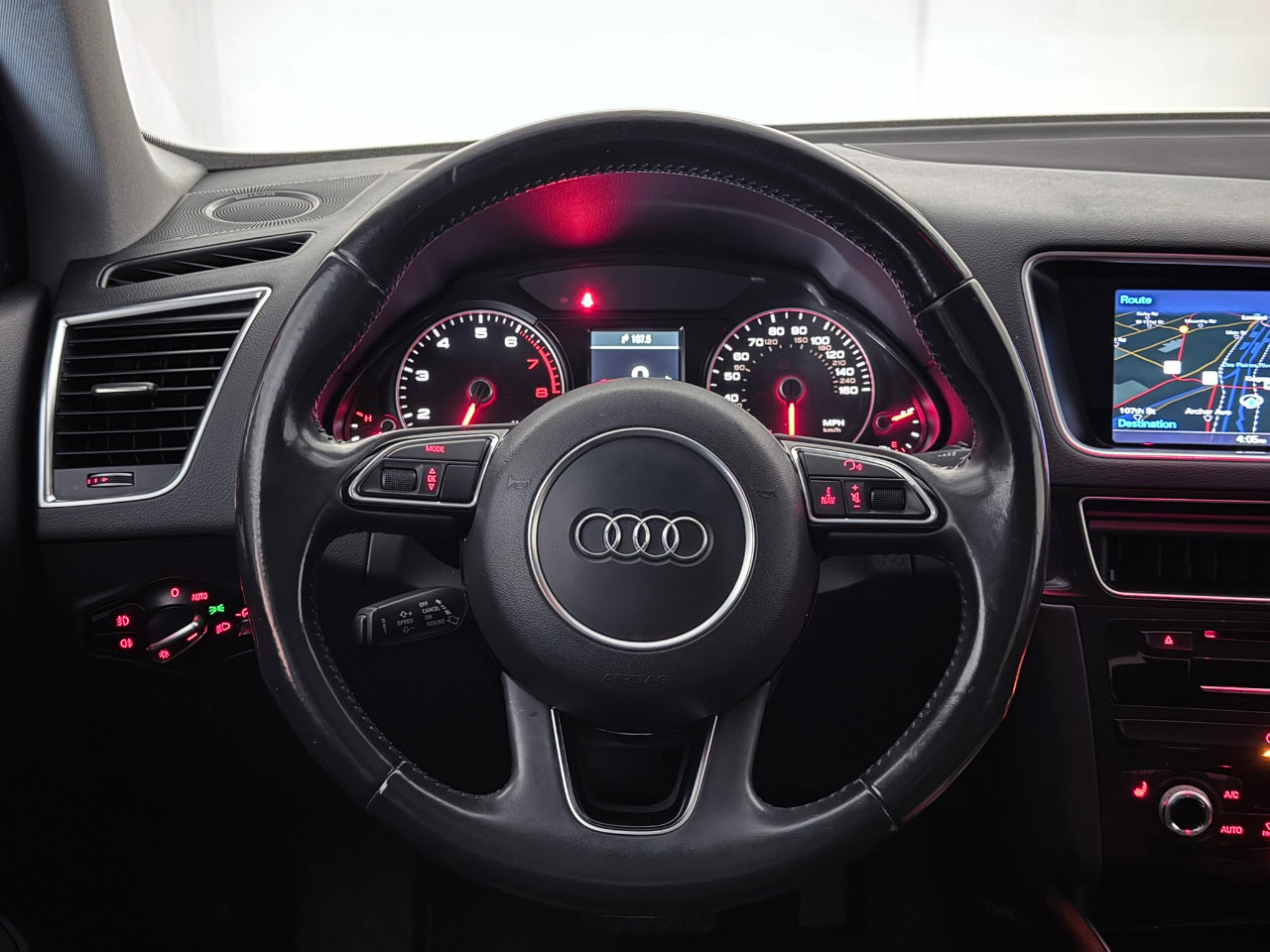 Used 2015 Audi Q5 3.0T Premium Plus w/ Technology Package image 32