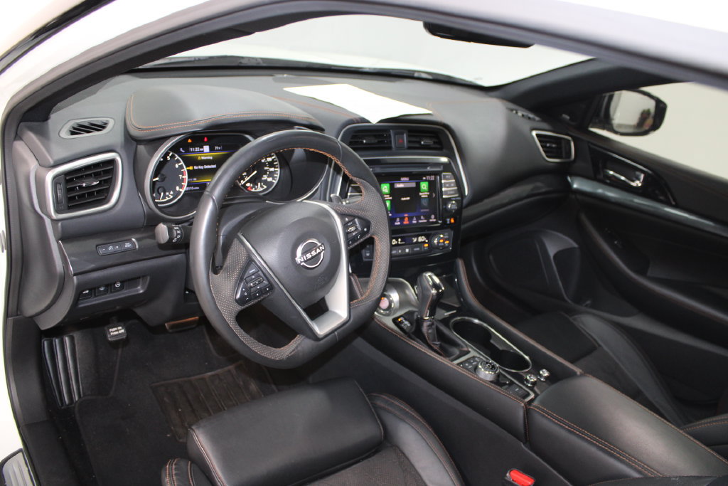 Used 2023 Nissan Maxima SR w/ Sport Mat Group FWD image 20