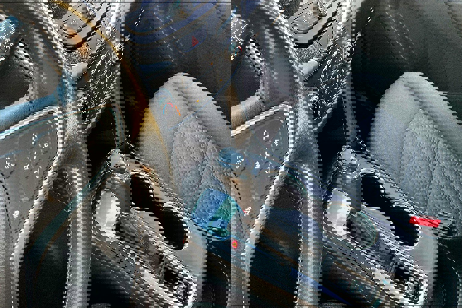 Used 2019 Chevrolet Equinox LT w/ Lights and Bright Package image 15