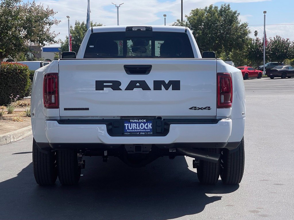 New 2027 RAM 3500 Big Horn AWD/4WD image 3