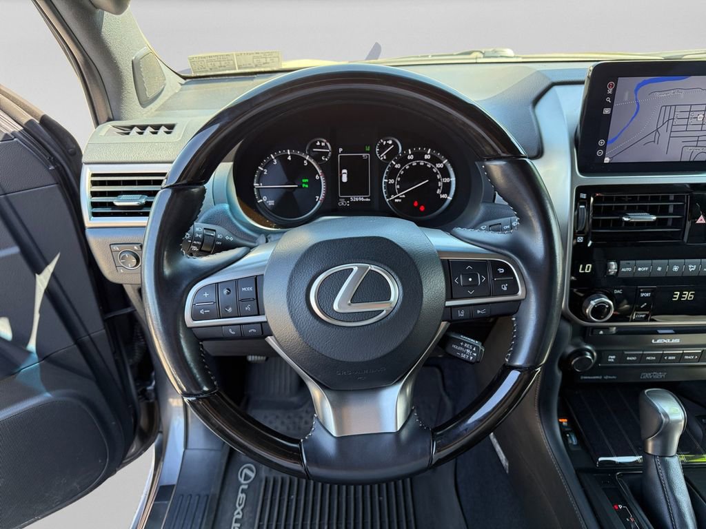 Used 2023 Lexus GX 460 Luxury w/ Sport Design Package AWD/4WD image 19