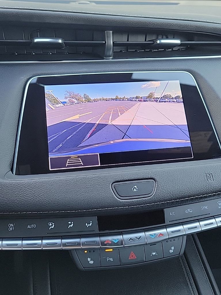 Used 2020 Cadillac XT4 Premium Luxury w/ Cold Weather Package image 32