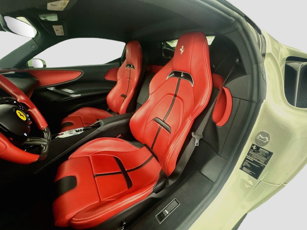 Used 2022 Ferrari SF90 Stradale AWD/4WD image 22