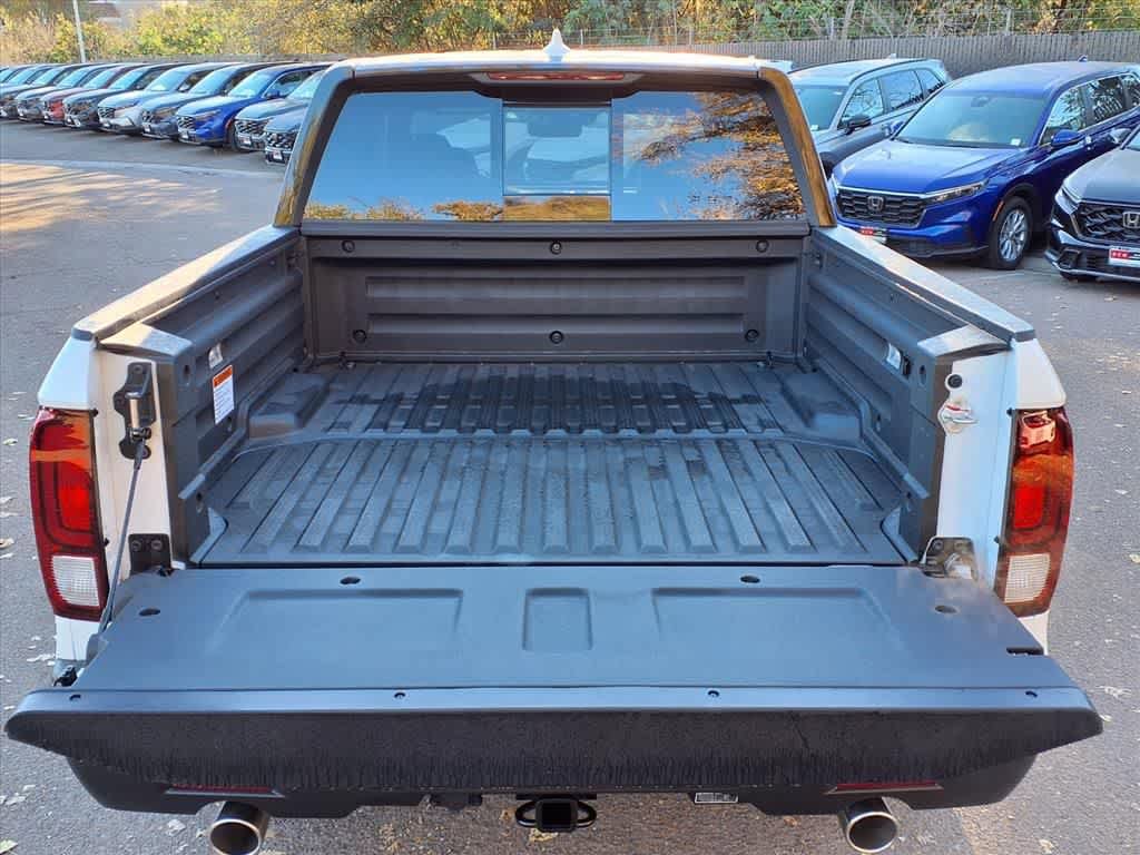 New 2026 Honda Ridgeline Black Edition image 6