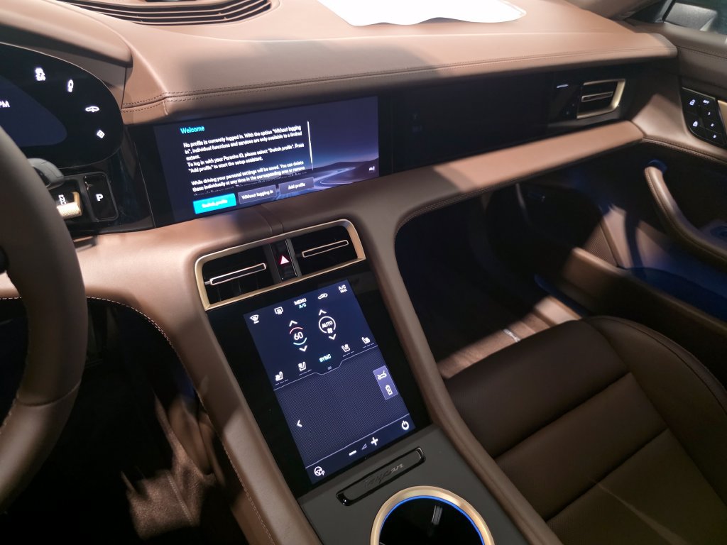 New 2026 Porsche Taycan AWD/4WD image 29